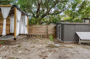 817 NW 17th St, Fort Lauderdale, FL 33311 - Photo 28