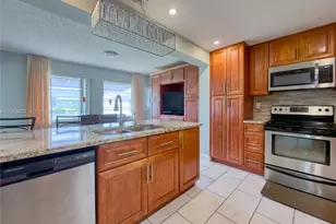 310 NW 25th Ct, Pompano Beach, FL 33064 - Photo 6