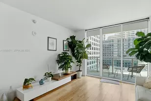 950 Brickell Bay Dr, Miami, FL 33131 - Photo 6