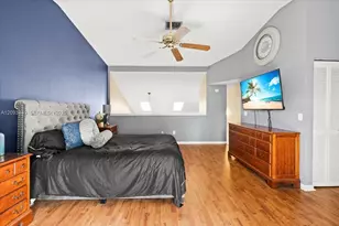 458 SE 11th Terrace, Dania Beach, FL 33004 - Photo 18