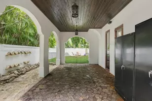 421 Sarto Ave, Coral Gables, FL 33134 - Photo 8