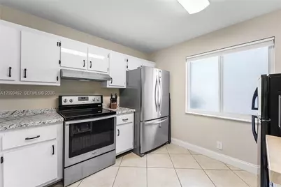 6386 Boca Cir, Boca Raton, FL 33433 - Photo 6