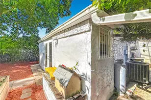 4433 NW 22nd Ct, Miami, FL 33142 - Photo 46