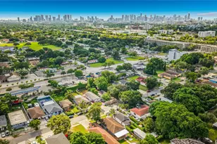 4433 NW 22nd Ct, Miami, FL 33142 - Photo 10