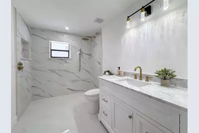 3630 NW 98th St, Miami, FL 33147 - Photo 24