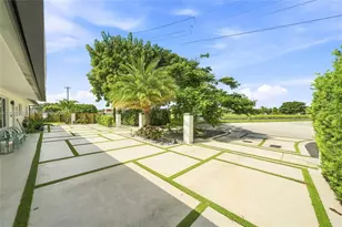 8031 SW 97th Ave, Miami, FL 33173 - Photo 4