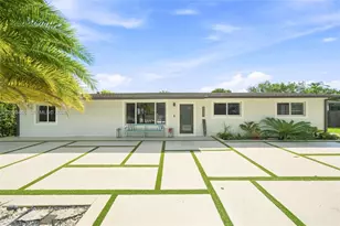 8031 SW 97th Ave, Miami, FL 33173 - Photo 1