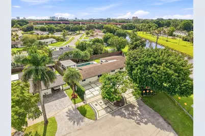8031 SW 97th Ave, Miami, FL 33173 - Photo 68