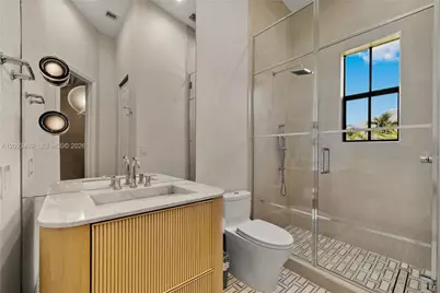 1803 S Bayshore Ln, Miami, FL 33133 - Photo 20