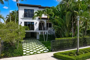 1803 S Bayshore Ln, Miami, FL 33133 - Photo 1
