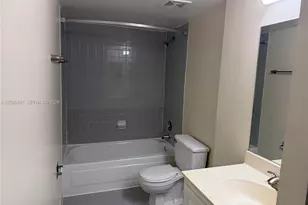 915 NW 1st Ave, Miami, FL 33136 - Photo 10