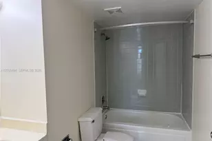 915 NW 1st Ave, Miami, FL 33136 - Photo 8