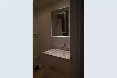 1255 Collins Ave #302, Miami Beach, FL 33139 - Photo 14