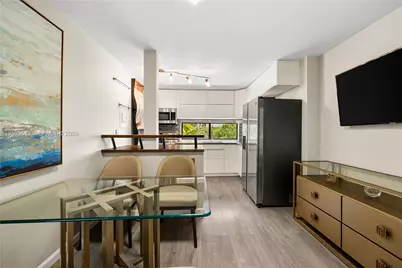 16919 N Bay Rd #418, Sunny Isles Beach, FL 33160 - Photo 12