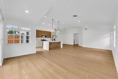 16 Gables Blvd, Weston, FL 33326 - Photo 14