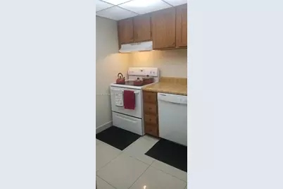 3650 Inverrary Dr #2Y, Lauderhill, FL 33319 - Photo 1