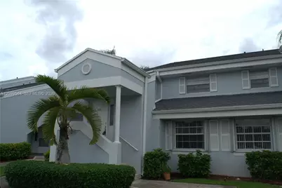 2640 SE 19th Ct #201-D, Homestead, FL 33035 - Photo 2