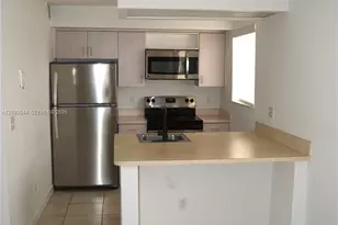 2640 SE 19th Ct, Homestead, FL 33035 - Photo 8