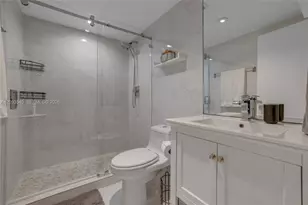 1610 Euclid Ave, Miami Beach, FL 33139 - Photo 14