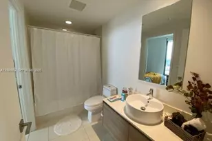 121 NE 34th St, Miami, FL 33137 - Photo 10