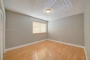 165 Lakeview Dr, Weston, FL 33326 - Photo 10