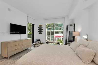 31 SE 6th St #304, Miami, FL 33131 - Photo 22