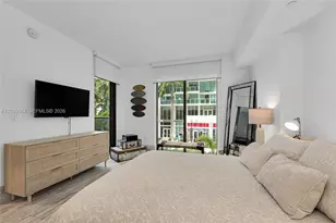 31 SE 6th St, Miami, FL 33131 - Photo 22