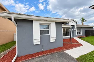 18825 NW 52nd Ct, Miami Gardens, FL 33055 - Photo 2