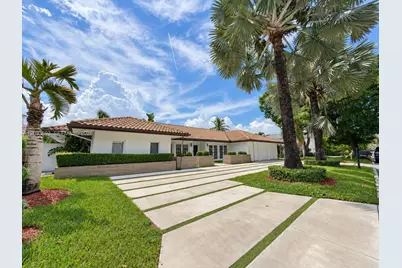 5134 NW 94th Doral Pl, Doral, FL 33178 - Photo 2