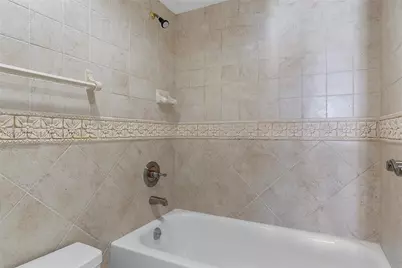 5701 Collins Ave #1007, Miami Beach, FL 33140 - Photo 36