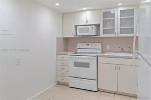 5701 Collins Ave, Miami Beach, FL 33140 - Photo 28