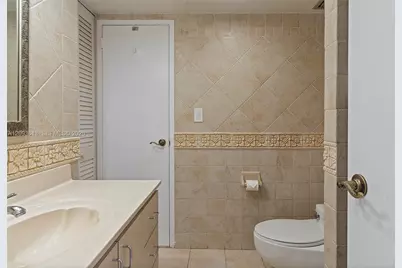 5701 Collins Ave #1007, Miami Beach, FL 33140 - Photo 22