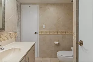 5701 Collins Ave, Miami Beach, FL 33140 - Photo 22