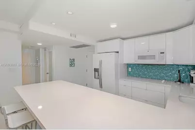 2301 Collins Ave #1424, Miami Beach, FL 33139 - Photo 12