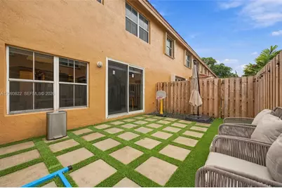 8531 NW 139th Ter #1406, Miami Lakes, FL 33016 - Photo 24