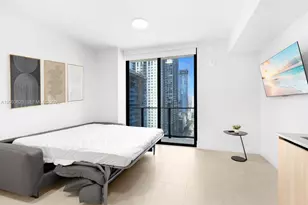 121 NE 5th St, Miami, FL 33132 - Photo 6