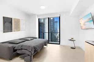 121 NE 5th St, Miami, FL 33132 - Photo 4