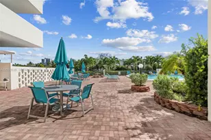 401 Golden Isles Dr, Hallandale Beach, FL 33009 - Photo 10