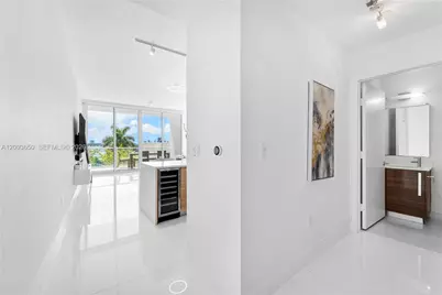 2020 N Bayshore Dr #608, Miami, FL 33137 - Photo 4