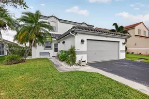 18577 NW 19th St, Pembroke Pines, FL 33029 - Photo 1