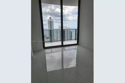 45 SW 9th Street #4303, Miami, FL 33130 - Photo 6