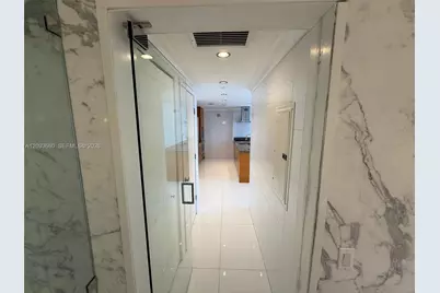 485 Brickell Ave #3303, Miami, FL 33131 - Photo 16