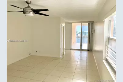 121 Golden Isles Dr #407, Hallandale Beach, FL 33009 - Photo 4