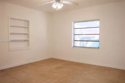 861 W 32nd St, Hialeah, FL 33012 - Photo 6