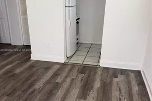1455 NE 146th St, Miami, FL 33161 - Photo 2