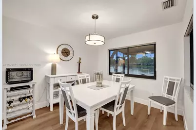 465 NW 95th Ave, Plantation, FL 33324 - Photo 12