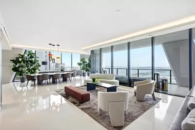 1000 Biscayne Blvd #4102, Miami, FL 33132 - Photo 4