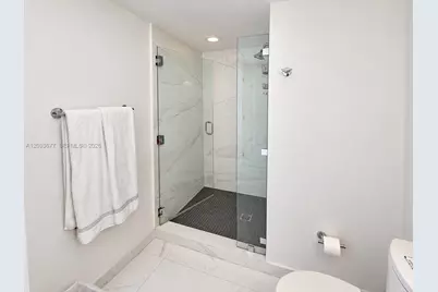 400 Sunny Isles Blvd #403, Sunny Isles Beach, FL 33160 - Photo 24
