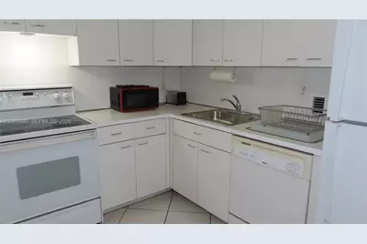 5750 Collins Ave #11K, Miami Beach, FL 33140 - Photo 14