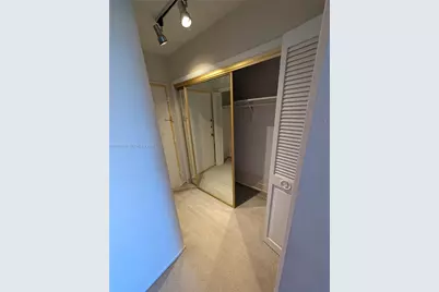 11930 N Bayshore Dr #502, North Miami, FL 33181 - Photo 10